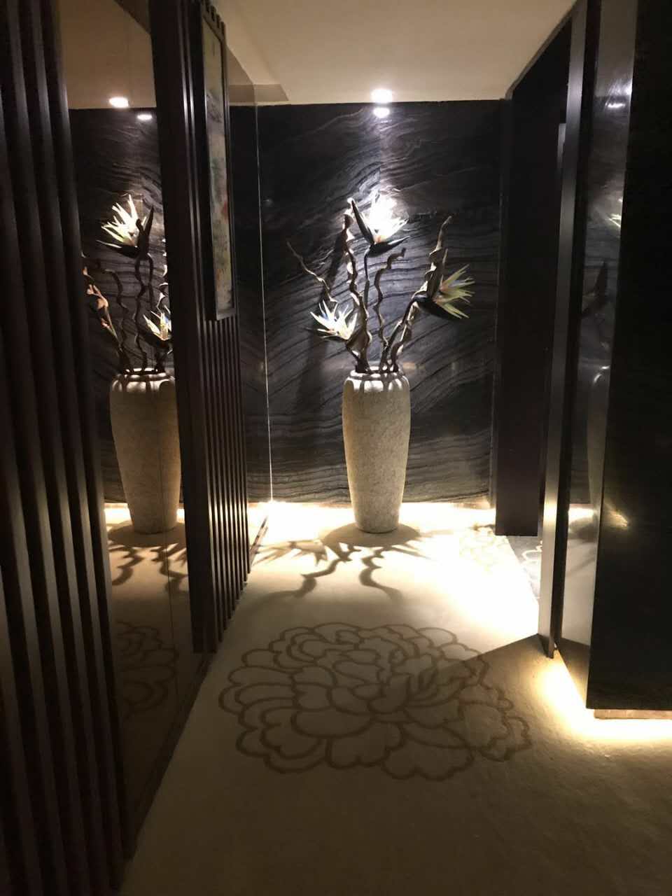 松江水疗桑拿养生会所地址,隐匿繁华之地,尽享尊贵养生体验”